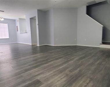 1661 Fluorshire Drive - Photo Thumbnail 13