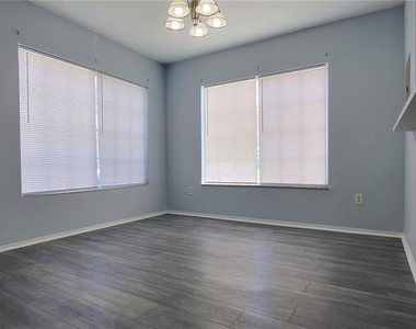 1661 Fluorshire Drive - Photo Thumbnail 7
