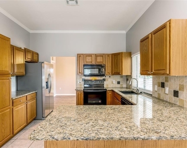 6026 Cason Way - Photo Thumbnail 5