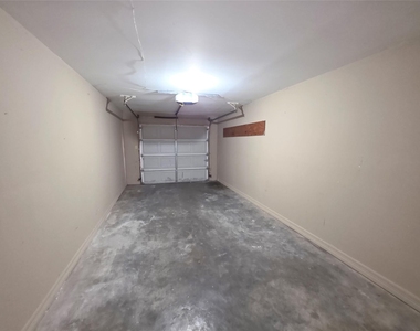 1614 Hazelwood Street - Photo Thumbnail 11