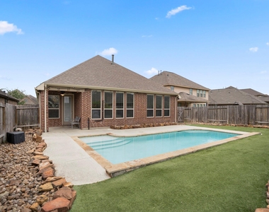 22310 Taren Court - Photo Thumbnail 33