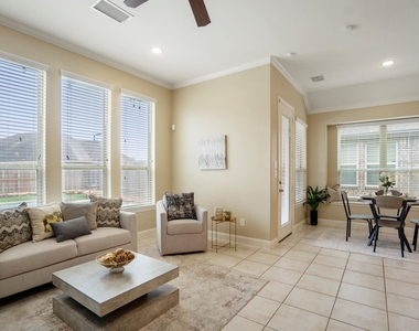 22310 Taren Court - Photo Thumbnail 16