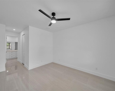 73 Flamingo Boulevard - Photo Thumbnail 12