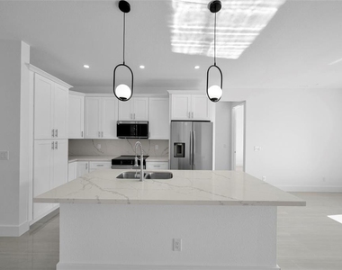73 Flamingo Boulevard - Photo Thumbnail 6