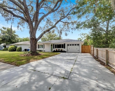 304 Orangewood Avenue - Photo Thumbnail 9