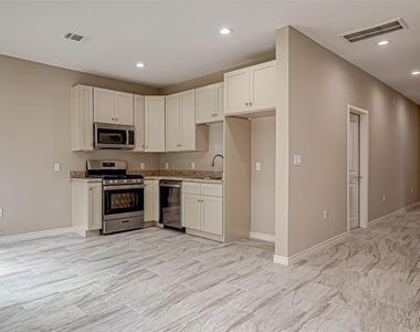 5530 Hirondel Street - Photo Thumbnail 10