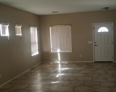 6621 W Shaw Butte Drive - Photo Thumbnail 10