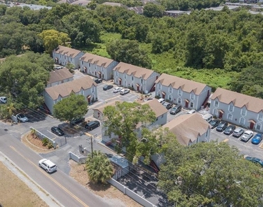 5706 N Lincoln Avenue - Photo Thumbnail 11