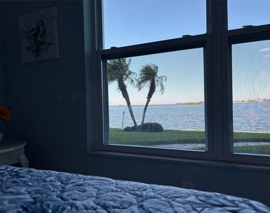 464 Paula Drive N - Photo Thumbnail 26