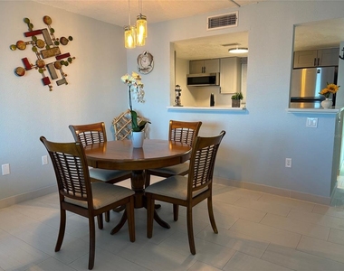 464 Paula Drive N - Photo Thumbnail 18
