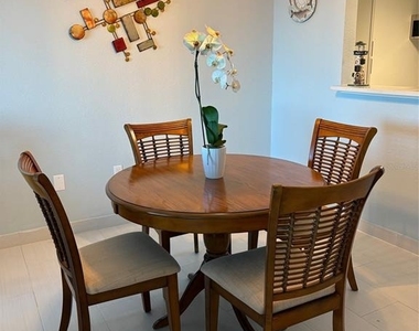 464 Paula Drive N - Photo Thumbnail 21