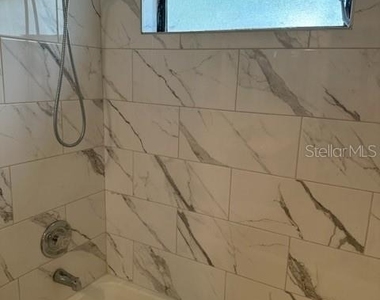 2122 Bradford Street - Photo Thumbnail 11