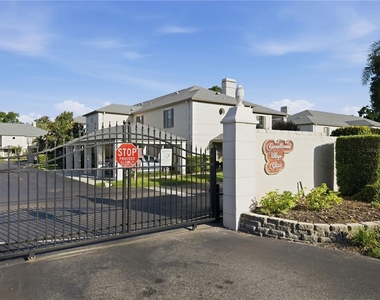 4515 Southampton Court - Photo Thumbnail 25