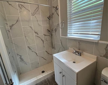 1565 Oakhurst Drive - Photo Thumbnail 32