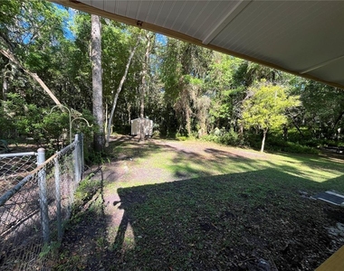 1565 Oakhurst Drive - Photo Thumbnail 3