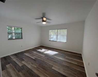 1565 Oakhurst Drive - Photo Thumbnail 33