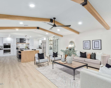 3005 N 81st Place - Photo Thumbnail 6