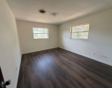 345 S Venice Boulevard - Photo Thumbnail 9