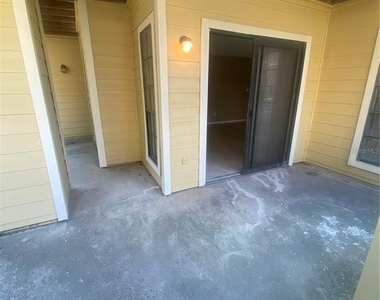 8724 Mallard Reserve Drive - Photo Thumbnail 12