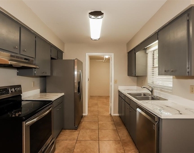 3972 Whitedove Drive - Photo Thumbnail 4