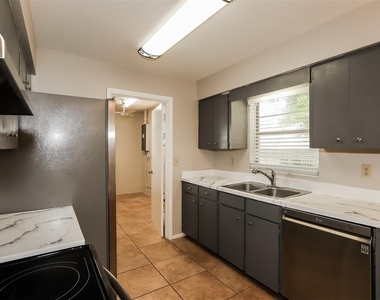 3972 Whitedove Drive - Photo Thumbnail 5