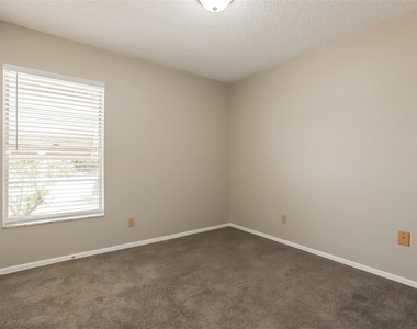 3972 Whitedove Drive - Photo Thumbnail 10
