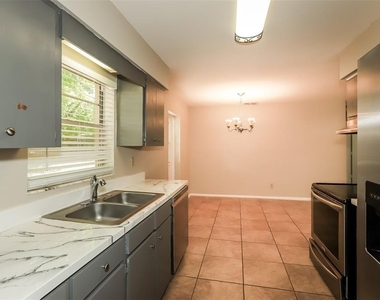 3972 Whitedove Drive - Photo Thumbnail 6