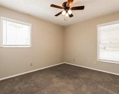 3972 Whitedove Drive - Photo Thumbnail 11