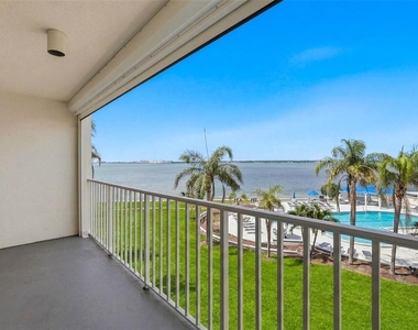 5277 Isla Key Boulevard S - Photo Thumbnail 19