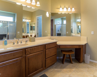 29440 N 130th Drive - Photo Thumbnail 12