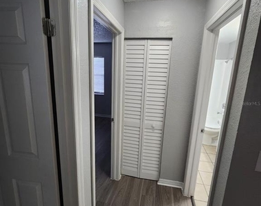 9530 Lynn Lane - Photo Thumbnail 6