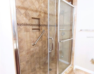 2006 Hampstead Circle - Photo Thumbnail 9