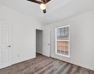 7725 Hoffman Street - Photo Thumbnail 42