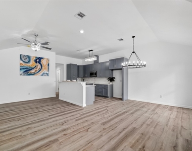 7725 Hoffman Street - Photo Thumbnail 27