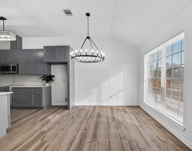 7725 Hoffman Street - Photo Thumbnail 30