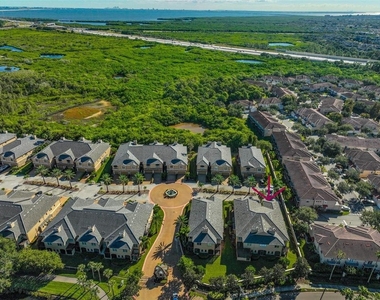 602 Saxony Boulevard - Photo Thumbnail 52