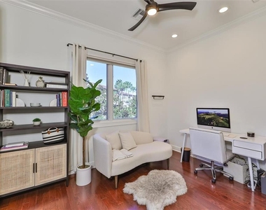 602 Saxony Boulevard - Photo Thumbnail 26