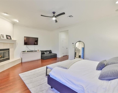 602 Saxony Boulevard - Photo Thumbnail 23
