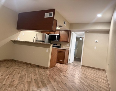 461 W Holmes Avenue - Photo Thumbnail 13