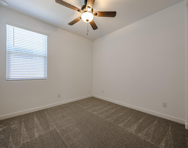 17347 W Gray Fox - Photo Thumbnail 11