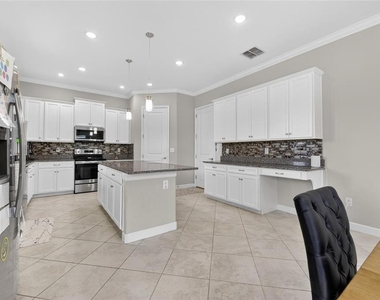 2905 Hilliard Drive - Photo Thumbnail 21