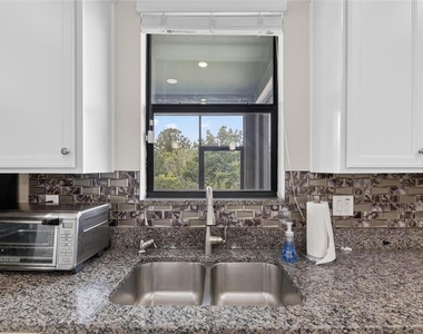 2905 Hilliard Drive - Photo Thumbnail 25