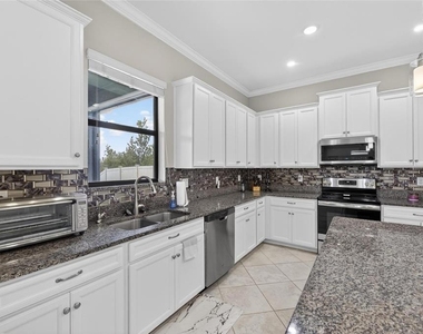 2905 Hilliard Drive - Photo Thumbnail 24