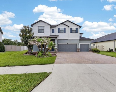 2905 Hilliard Drive - Photo Thumbnail 3