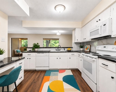 14515 Wunderlich Drive - Photo Thumbnail 3