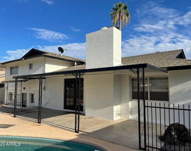 1600 E Laguna - Photo Thumbnail 2