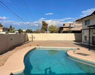 1600 E Laguna - Photo Thumbnail 6