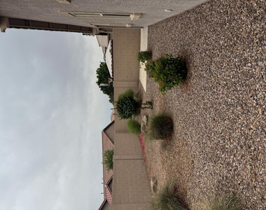 36825 N Yellowstone Drive - Photo Thumbnail 15