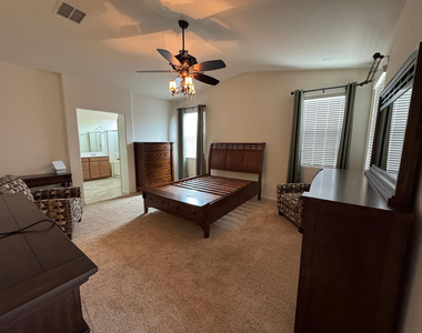 36825 N Yellowstone Drive - Photo Thumbnail 7