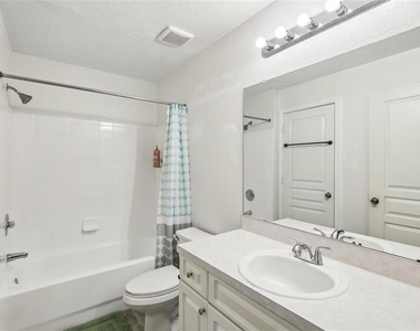 17104 Carrington Park Drive - Photo Thumbnail 19
